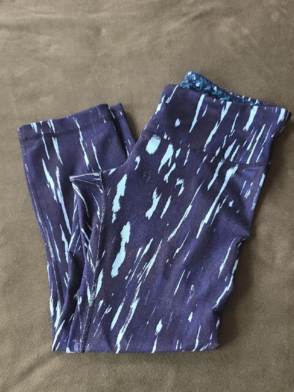 lululemon athletica Navy and Light Blue Streaked High-Rise Leggings